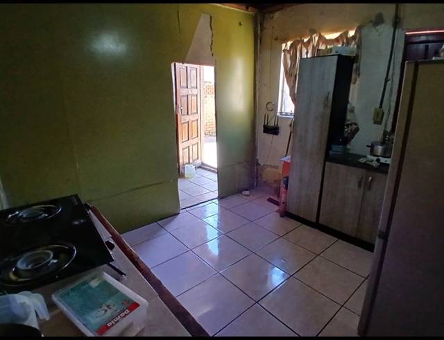 2 BEDROOM HOUSE FOR SALE IN SEBOKENG ZONE 11